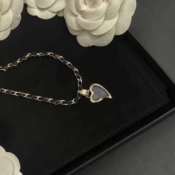 designer jewelry necklace double wearing leather necklace for women black peach heart pendant collar chain gold celebrity temperament alloy
designer jewelry necklace double wearing leather necklace for women black peach heart pendant collar chain gold celebrity temperament alloy