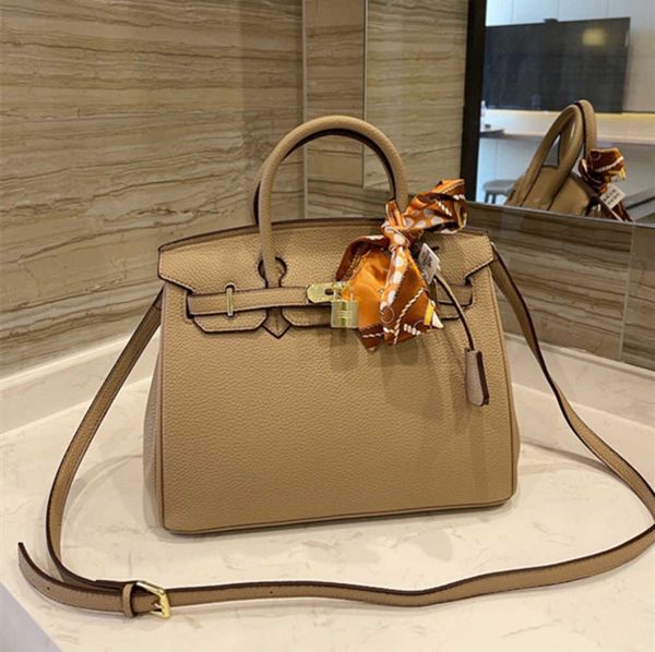 vintage birkins designer h birkinstock hand bag handle leather women's mens luxury tote cross body metal fitting handbag shoulder clutc
vintage birkins designer h birkinstock hand bag handle leather women's mens luxury tote cross body metal fitting handbag shoulder clutc