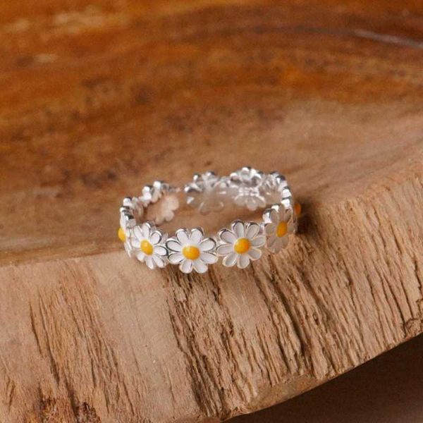 vintage daisy flower rings for women korean style adjustable opening finger ring bride wedding engagement statement jewelry gif, Silver
vintage daisy flower rings for women korean style adjustable opening finger ring bride wedding engagement statement jewelry gif, Silver