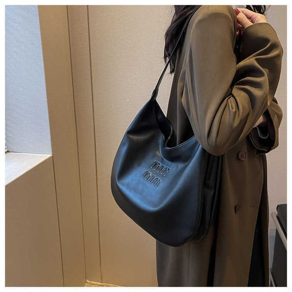 designer bags commuter shoulder bag hobo underarm bag women large capacity miu tote bag ayj7
designer bags commuter shoulder bag hobo underarm bag women large capacity miu tote bag ayj7