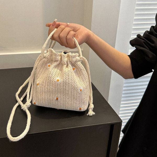 evening bags ins super fire mini bag women versatile fairy grass woven fashion lace embroidery one shoulder crossbody 230731
evening bags ins super fire mini bag women versatile fairy grass woven fashion lace embroidery one shoulder crossbody 230731