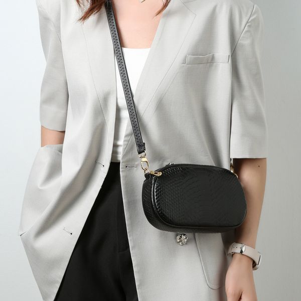 evening bags genuine leather wallet cute little pocket for women 2023 single shoulder handheld clutch lady small mobile phone bag soft 23073
evening bags genuine leather wallet cute little pocket for women 2023 single shoulder handheld clutch lady small mobile phone bag soft 23073