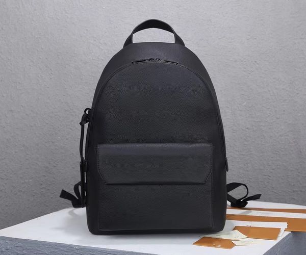 designer backpack bag 1v fashion classic large capacity bag genuine leather cowhide front clamshell original hardware logo accessories handb
designer backpack bag 1v fashion classic large capacity bag genuine leather cowhide front clamshell original hardware logo accessories handb