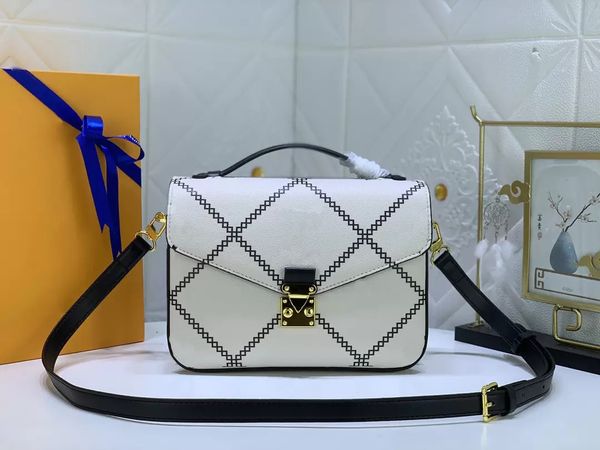 fashion ladies hand bags luxury designer genuine leather shoulder handbag cross body purses s lock totes crossbody bag m45596, Black;red
fashion ladies hand bags luxury designer genuine leather shoulder handbag cross body purses s lock totes crossbody bag m45596, Black;red