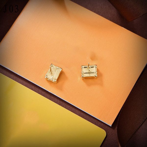 igner 18k gold plating fashion stud jewelry classic senior young people couple family christmas gift, Golden;silver
igner 18k gold plating fashion stud jewelry classic senior young people couple family christmas gift, Golden;silver
