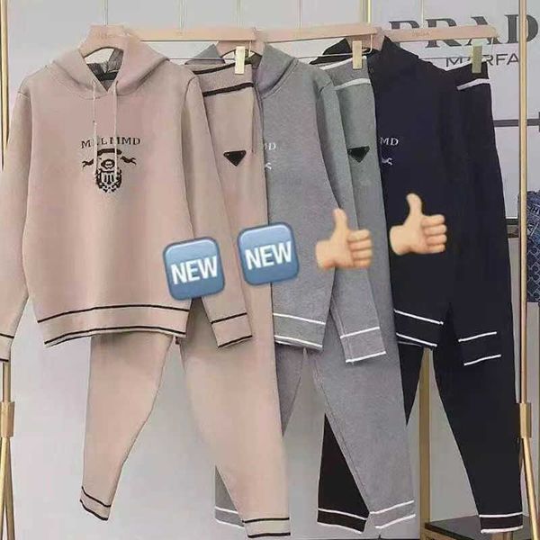 prad 23ss tracksuit designer women two piece sets dress pr2a11 suit skirt womens fashion tracksuit long jacket, White
prad 23ss tracksuit designer women two piece sets dress pr2a11 suit skirt womens fashion tracksuit long jacket, White