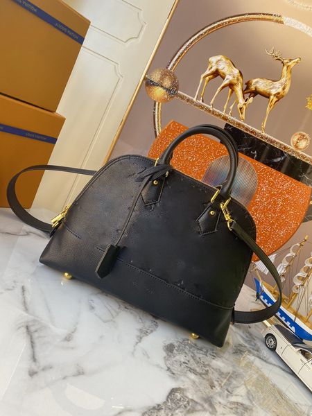 shoulder bag designer tote bag designer handbag crossbody bag 2023 new leather women's bag one shell simple handbag
shoulder bag designer tote bag designer handbag crossbody bag 2023 new leather women's bag one shell simple handbag