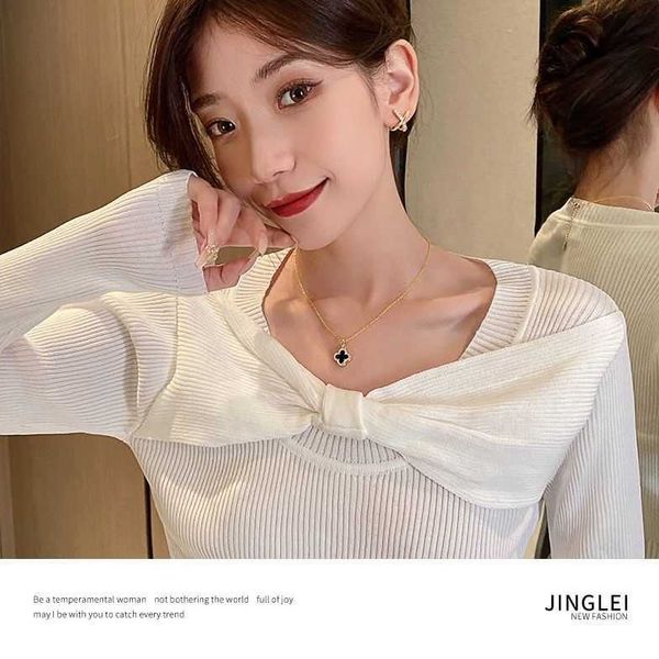 clover necklace designer four leaf clover pendant new temperament grass titanium steel necklace women's light luxury minority simple an, Silver
clover necklace designer four leaf clover pendant new temperament grass titanium steel necklace women's light luxury minority simple an, Silver