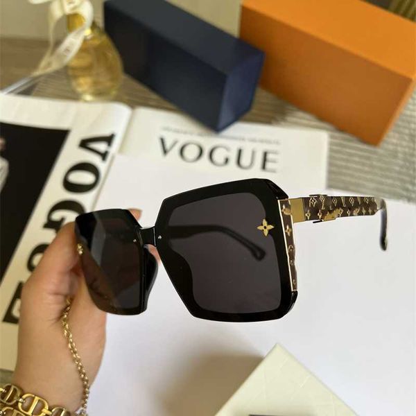 designer sunglasses four leaf grass new high grade fashion sunglasses sense ins large face slim uv resistant female, White;black
designer sunglasses four leaf grass new high grade fashion sunglasses sense ins large face slim uv resistant female, White;black