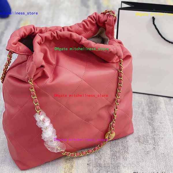 handbag vintage women totes bags solid color leather designer bag large capacity shopping golden pendant chain claic stop
handbag vintage women totes bags solid color leather designer bag large capacity shopping golden pendant chain claic stop