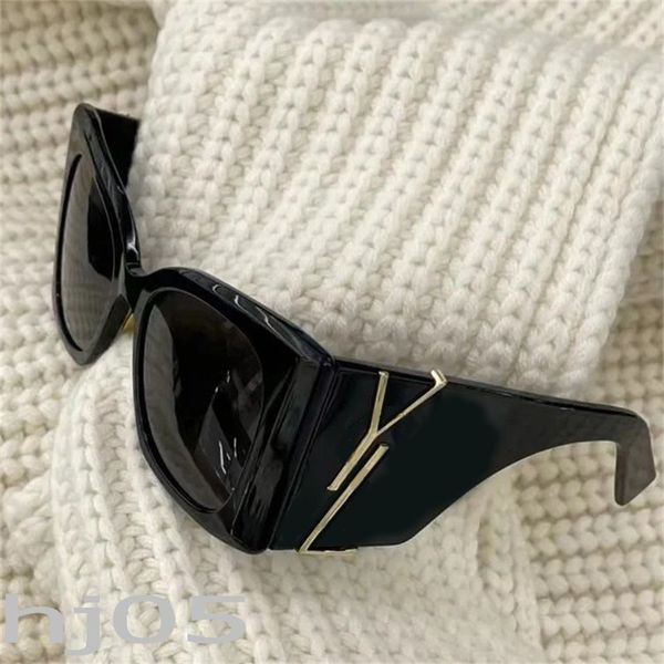 gold plated parts designer ladies sunglasses oversized eyeglasses fashion cat eyes lunette de soleil outdoor trendy eyes wear mens glasses s, White;black
gold plated parts designer ladies sunglasses oversized eyeglasses fashion cat eyes lunette de soleil outdoor trendy eyes wear mens glasses s, White;black
