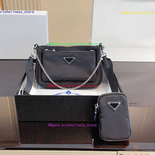 nylon three-in-one bag women shoulder bags handbag purse plain three-piece set fashion letter triangle decoration removable embroidered
nylon three-in-one bag women shoulder bags handbag purse plain three-piece set fashion letter triangle decoration removable embroidered