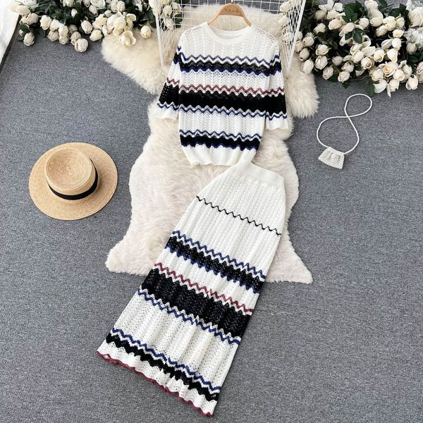 catwalk luxury two piece dress beaded button deco black short sleeve sweater mesh maxi skirt sets women clothes fall new 2023, White
catwalk luxury two piece dress beaded button deco black short sleeve sweater mesh maxi skirt sets women clothes fall new 2023, White