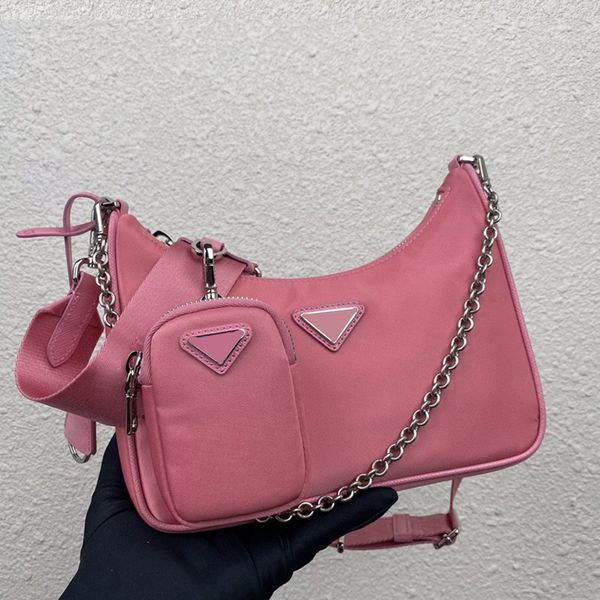designer bag fashion crossbody bag temperament portable handbag classic vintage crossbody bag chain pack 1bh204
designer bag fashion crossbody bag temperament portable handbag classic vintage crossbody bag chain pack 1bh204