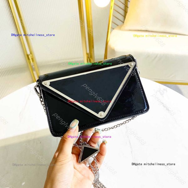 5a designer shoulder bag triangular chain handbag women's double flap women's wallet cross handbags designers personalized fashion
5a designer shoulder bag triangular chain handbag women's double flap women's wallet cross handbags designers personalized fashion