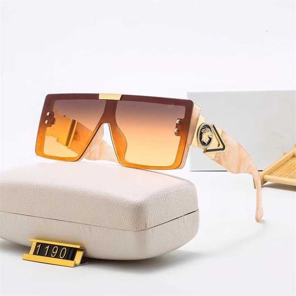designer sunglasses square fashion large frame sunglasses men and women lovers sun street shooting fan star, White;black
designer sunglasses square fashion large frame sunglasses men and women lovers sun street shooting fan star, White;black