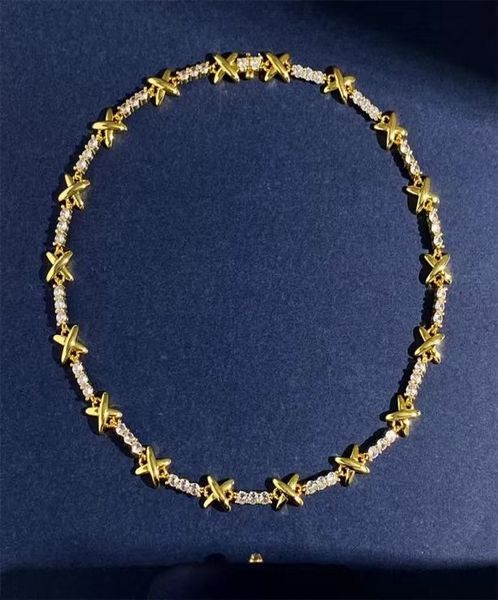 2023 new arrive x letter character necklace for woman jewelry zircon mosaic claw drilled smooth surface metal cross gift5116773, Golden;silver
2023 new arrive x letter character necklace for woman jewelry zircon mosaic claw drilled smooth surface metal cross gift5116773, Golden;silver
