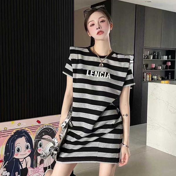 summer fashion stripe dress women short sleeve t shirt designer dresses comfortable breathable cotton skirt letter logo printed swimwear, Black;gray
summer fashion stripe dress women short sleeve t shirt designer dresses comfortable breathable cotton skirt letter logo printed swimwear, Black;gray