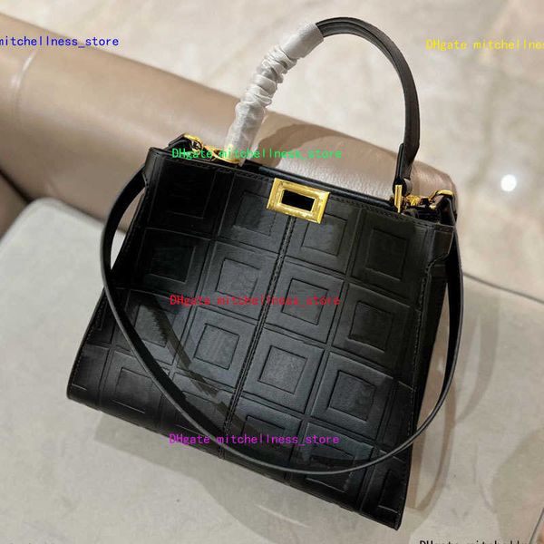totes designer handbag women luxury bags leather large handbags 30cm soft fashion 4 colors luxuries designers women bag
totes designer handbag women luxury bags leather large handbags 30cm soft fashion 4 colors luxuries designers women bag