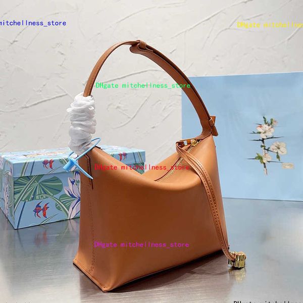 bags totes handbag designer bag women classic imitation brand patchwork solid color patchwork shoulder bag versatile commuting party dinner
bags totes handbag designer bag women classic imitation brand patchwork solid color patchwork shoulder bag versatile commuting party dinner