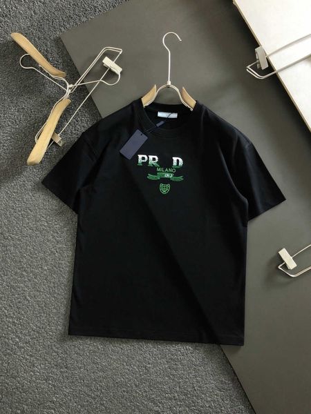 designer luxury prads classic spring summer new casual toothbrush embroidery gradient letter round neck short sleeve t-shirt for men women, Black;brown
designer luxury prads classic spring summer new casual toothbrush embroidery gradient letter round neck short sleeve t-shirt for men women, Black;brown