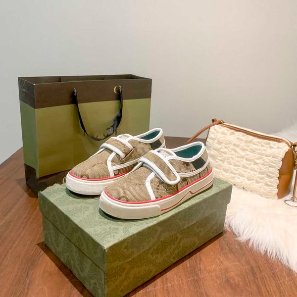 tennis 1977 canvas casual shoes sneakers designer women's shoes italy green and red net striped rubber sole elastic cotton low platform, Black
tennis 1977 canvas casual shoes sneakers designer women's shoes italy green and red net striped rubber sole elastic cotton low platform, Black