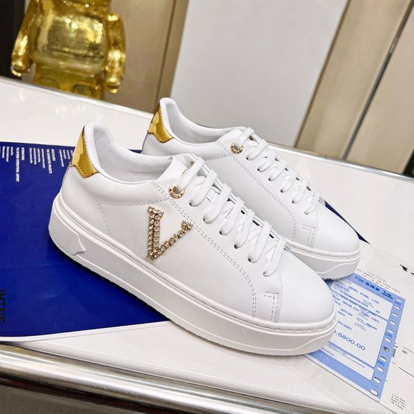 designer sneakers oversized casual shoes white black leather luxury velvet suede womens espadrilles trainers women flats lace up platform 19
designer sneakers oversized casual shoes white black leather luxury velvet suede womens espadrilles trainers women flats lace up platform 19