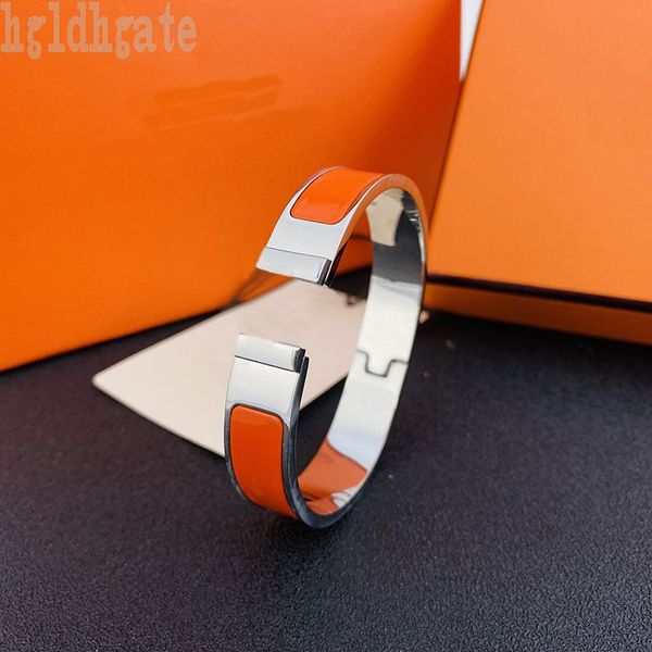 enamel h bangle plated silver bracelet designer womens clic jewelry exquisite letters pattern cuff bracelet party fashhionable classic shape, Black
enamel h bangle plated silver bracelet designer womens clic jewelry exquisite letters pattern cuff bracelet party fashhionable classic shape, Black