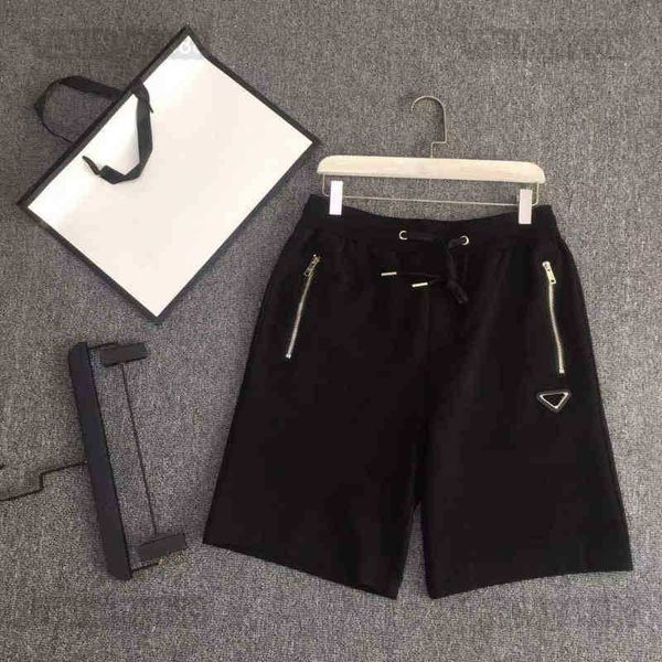 designer luxury s classic triangle label printing shorts fashion mens and womens white black high street loose beach swim short
designer luxury s classic triangle label printing shorts fashion mens and womens white black high street loose beach swim short