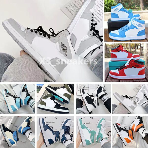 1 1s mens basketball shoes high og sneaker lucky green chicago lost and found patent bred true university blue dark mocha men women trainers
1 1s mens basketball shoes high og sneaker lucky green chicago lost and found patent bred true university blue dark mocha men women trainers