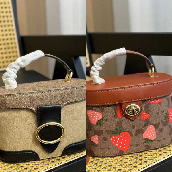 designer cosmetic bag toiletry pouch cosmetic nice makeup bag cases women toiletry bag travel bags for clutch handbags purses mini wallets 2
designer cosmetic bag toiletry pouch cosmetic nice makeup bag cases women toiletry bag travel bags for clutch handbags purses mini wallets 2