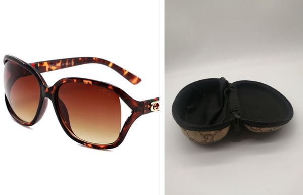 2023designer sunglasses fashion glasses man classic eyeglasses for women outdoor beach sun glasses uv400 protection lenses can g3990, White;black
2023designer sunglasses fashion glasses man classic eyeglasses for women outdoor beach sun glasses uv400 protection lenses can g3990, White;black