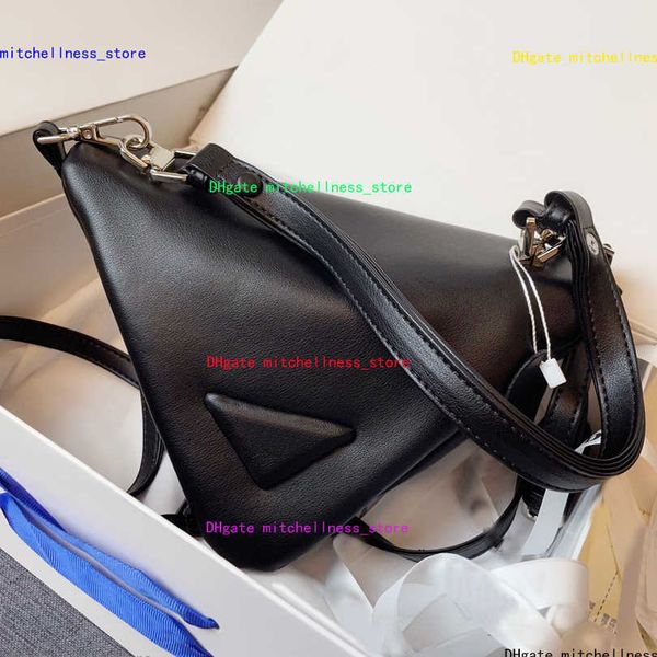 7a designer tote bag crowhide solid fashion handbags zipper closure women purse lining
7a designer tote bag crowhide solid fashion handbags zipper closure women purse lining