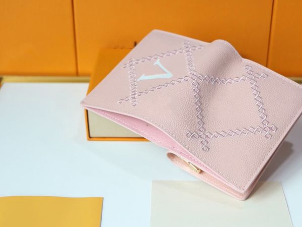 2023 Fashion Designer Women's Luxury Mini Black and Pink Wallet Classic Style Women's Card Bag
2023 Fashion Designer Women's Luxury Mini Black and Pink Wallet Classic Style Women's Card Bag