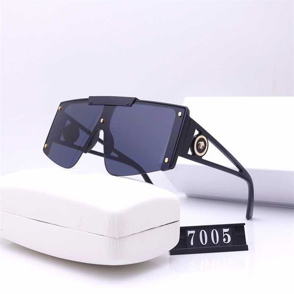 designer sunglasses new fanjia sunglasses men's and women's trendy drivers driving old head glasses overseas 7005, White;black
designer sunglasses new fanjia sunglasses men's and women's trendy drivers driving old head glasses overseas 7005, White;black