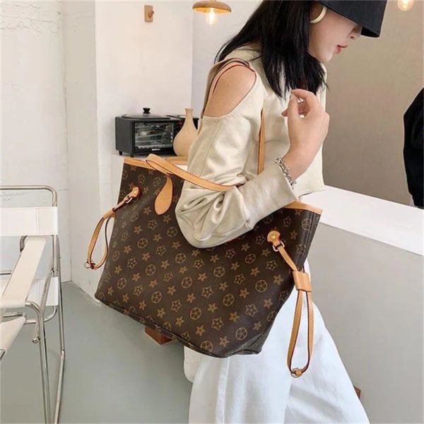 2pcs/set high qulity luxurys designers bags women bag shoulder bag messenger bags classic style fashion shoulder lady totes handbags purse w
2pcs/set high qulity luxurys designers bags women bag shoulder bag messenger bags classic style fashion shoulder lady totes handbags purse w