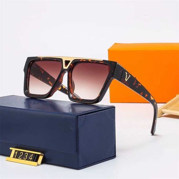 fan fashion large frame sunglasses men and women lovers sunglasses street sstar glasses show thin, White;black
fan fashion large frame sunglasses men and women lovers sunglasses street sstar glasses show thin, White;black