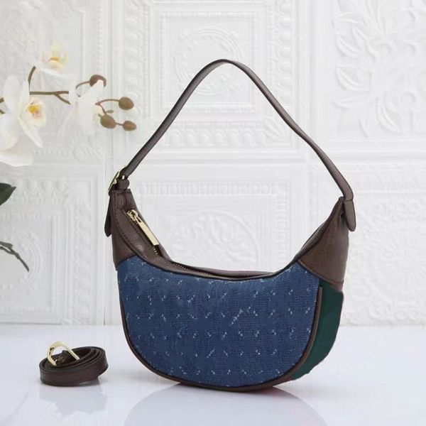 fashion underarm one shoulder bag baguette bag women's handbag purse luxury brand design crescent handbag classic all-in-one crossbody
fashion underarm one shoulder bag baguette bag women's handbag purse luxury brand design crescent handbag classic all-in-one crossbody