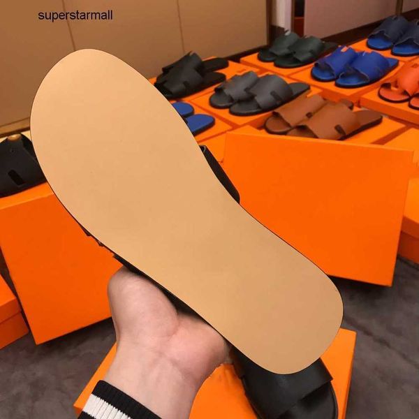 2022 selling fashion paris luxury designer men slippers oran heritage calfskin sandals izmir flip flop men large, Black
2022 selling fashion paris luxury designer men slippers oran heritage calfskin sandals izmir flip flop men large, Black