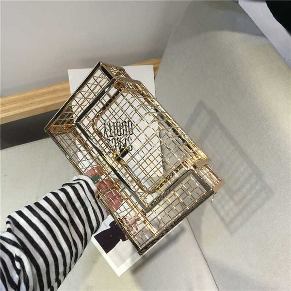 dark punk little fashion avantgarde modern futuristic personality hollow metal cage bag single shoulder bag 230401
dark punk little fashion avantgarde modern futuristic personality hollow metal cage bag single shoulder bag 230401