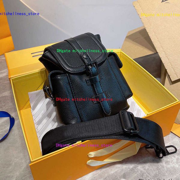 ladies single shoulder messenger small schoolbag crossbody back bag genuine leather handbag backpack samll flip wallet purse
ladies single shoulder messenger small schoolbag crossbody back bag genuine leather handbag backpack samll flip wallet purse