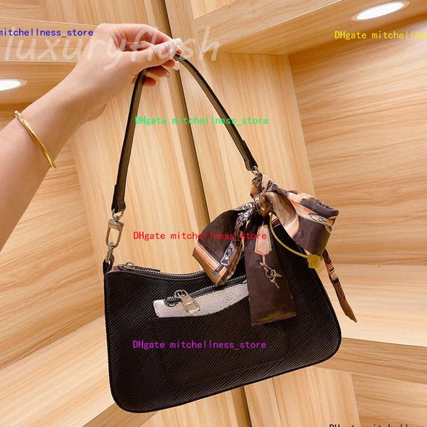 2021 latest women designers shoulder bag water ripple marelle m80689 fashion lady purse with card holder messenger bags luxurys handbags
2021 latest women designers shoulder bag water ripple marelle m80689 fashion lady purse with card holder messenger bags luxurys handbags