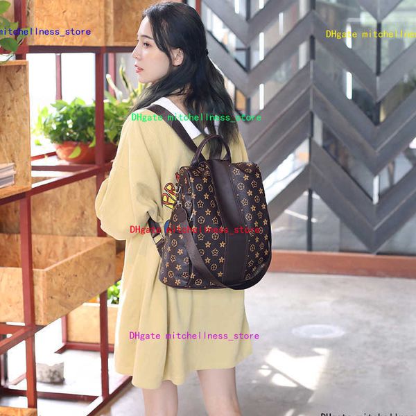 cross-border backpack womens 2021 new european and american printed gd presbyopic travel backpack fashion soft leather leisure dual-use bag
cross-border backpack womens 2021 new european and american printed gd presbyopic travel backpack fashion soft leather leisure dual-use bag