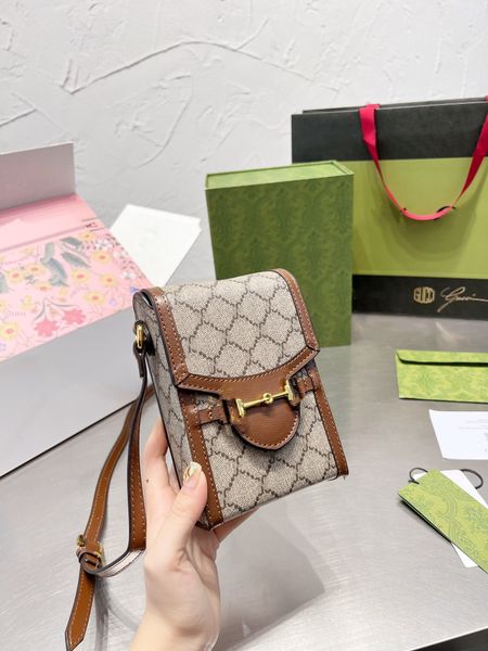 1955 new old flower mobile phone bag designer women's crossbody bag messenger women's tote chain handbag crossbody bag retro handb
1955 new old flower mobile phone bag designer women's crossbody bag messenger women's tote chain handbag crossbody bag retro handb