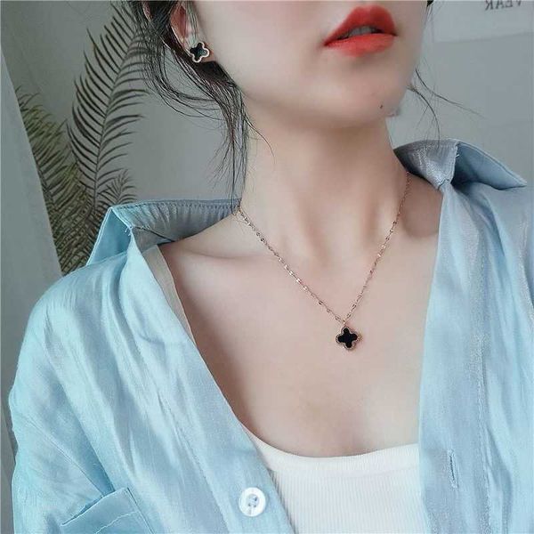 van clover necklace designer four leaf chain never fade clover 18k rose gold titanium steel simple lucky grass pendant versatile net red, Silver
van clover necklace designer four leaf chain never fade clover 18k rose gold titanium steel simple lucky grass pendant versatile net red, Silver