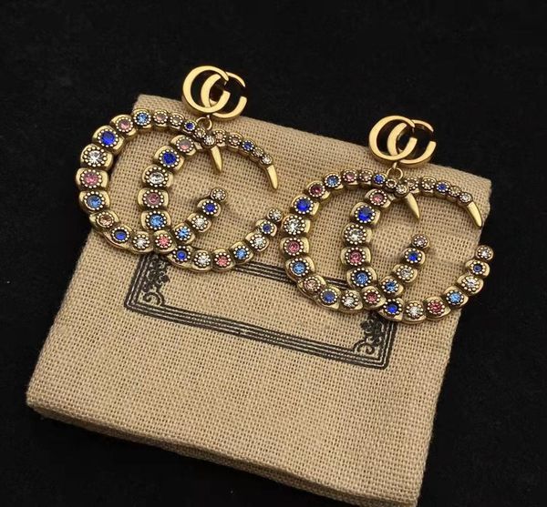 2021 new fashion brand earring color diamond double g letter brass material personality earrings women wedding party designer jewe3829448, Silver
2021 new fashion brand earring color diamond double g letter brass material personality earrings women wedding party designer jewe3829448, Silver