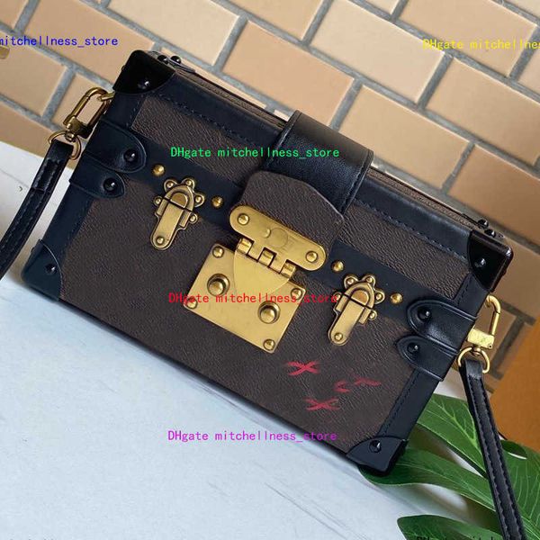 classic mini trunk bag canvas leather women handbag purse crossbody petite malle shoulder bag magnetic hasp box bags clutch
classic mini trunk bag canvas leather women handbag purse crossbody petite malle shoulder bag magnetic hasp box bags clutch