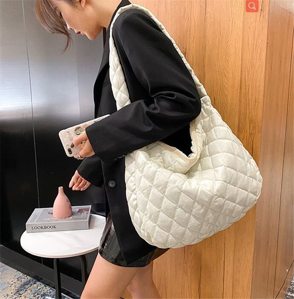 evening bags for lattice pattern shoulder bag space cotton handbag women large capacity tote bags feather padded ladies quilted shopper bag
evening bags for lattice pattern shoulder bag space cotton handbag women large capacity tote bags feather padded ladies quilted shopper bag