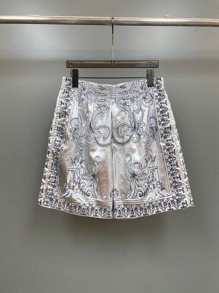 2023 men's baroque pattern shorts light luxury quality design spring/summer new print casual comfort capris, White;black
2023 men's baroque pattern shorts light luxury quality design spring/summer new print casual comfort capris, White;black