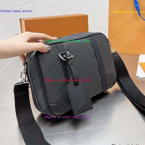 men crossbody bags old flower handbag shoulder messenger bag plaid purse genuine leather hand bag clutch wallets silver metal
men crossbody bags old flower handbag shoulder messenger bag plaid purse genuine leather hand bag clutch wallets silver metal